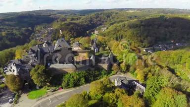 骑士城堡空中，施洛斯堡德国，欧洲村庄
